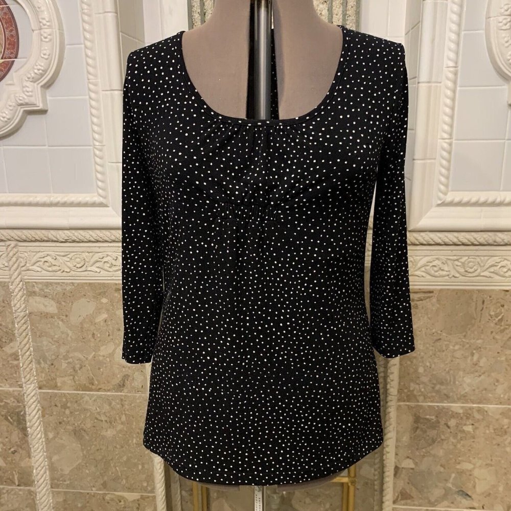 LIZ & CO. Sz Large. Elastic Neck. 3/4 Sleeve. Pullover Top. Polka Dot. B8